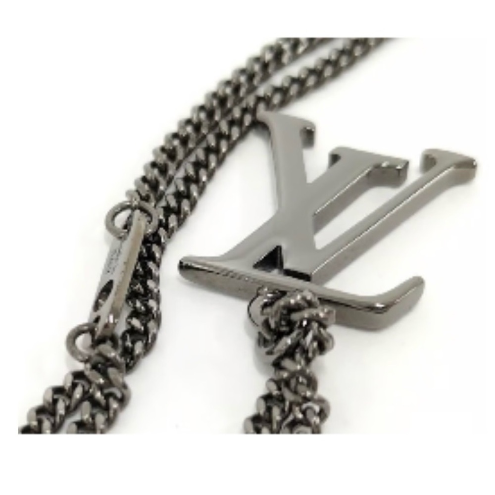 LOUIS VUITTON Adjustable Collier LV
Upside Down Necklace M62683